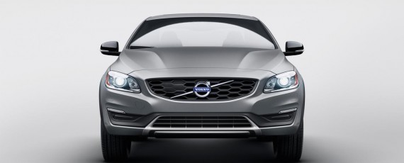 Volvo S60 Cross Country (01)