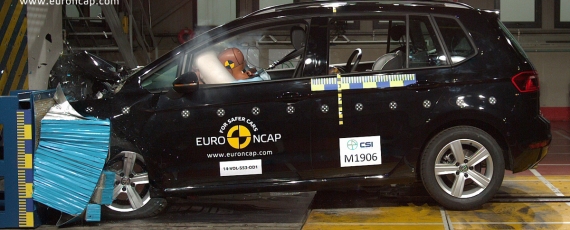 VW Sportsvan - rezultate Euro NCAP 2014 (01)