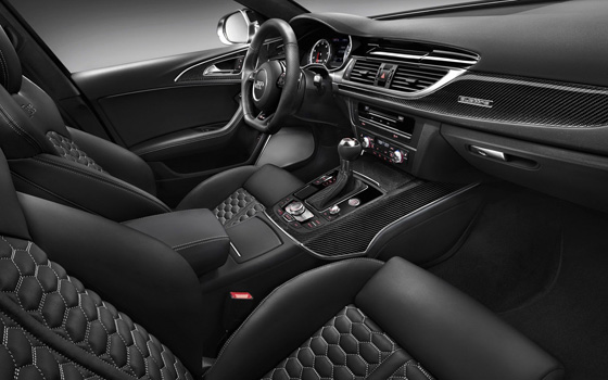 Audi RS6 Avant - cockpit