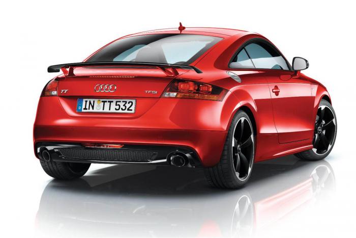 Audi TT Amplified Black Edition - spate