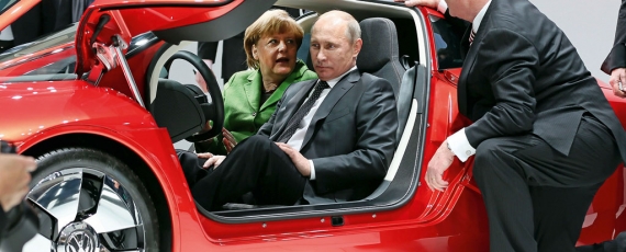 Merkel şi Putin în VW XL1