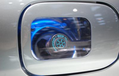Mercedes - masina hidrogen