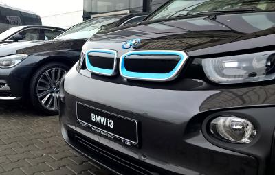 BMW i3 - servicii Romania