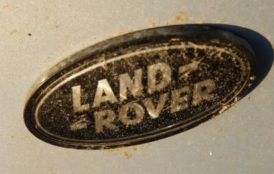 Land Rover logo