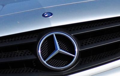 Mercedes-Benz logo