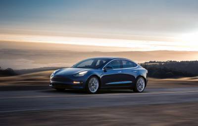 Tesla Model 3 - versiuni baterie