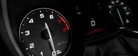 Alfa Romeo Giulia Quadrifoglio (15)