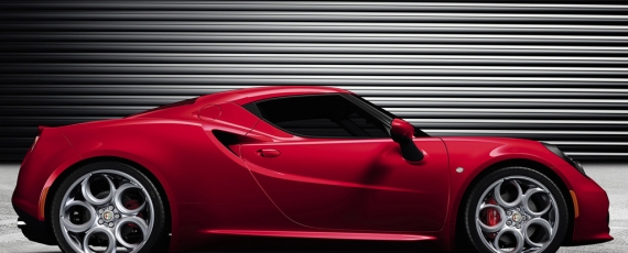 Alfa Romeo 4C - lateral