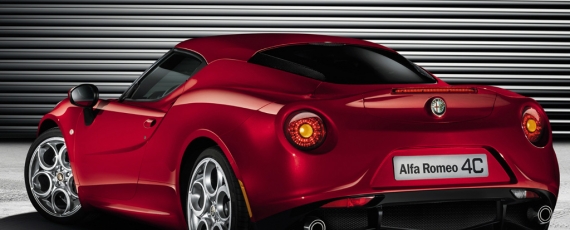 Alfa Romeo 4C - spate