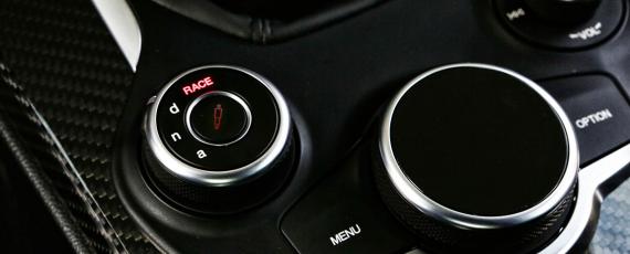 Alfa Romeo Giulia Quadrifoglio (04)
