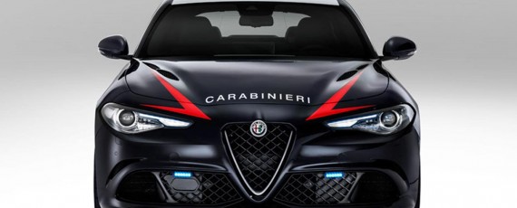 Alfa Romeo Giulia Quadrifoglio - Carabinieri (02)