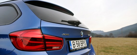 Test Drive BMW 320d xDrive Touring (16)