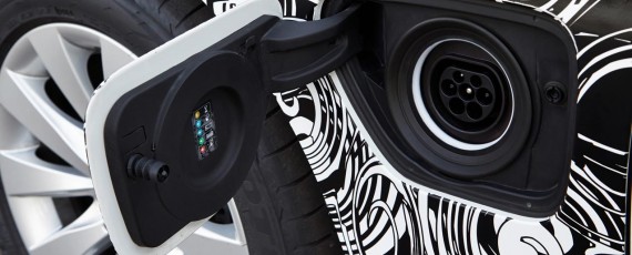 Noul BMW Seria 3 plug-in hibrid (05)