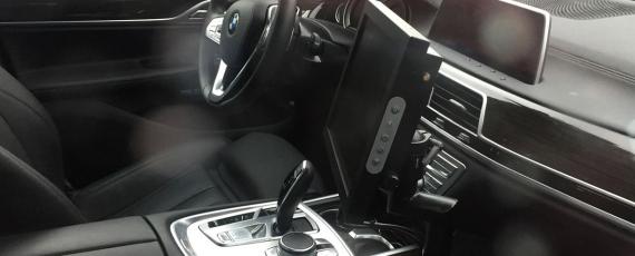 Noul BMW Seria 5 - interior (01)