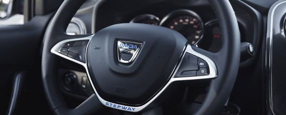 Dacia Lodgy Stepway facelift, interior - 2017