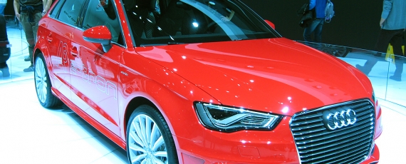 Audi A3 Sportback e-tron - lateral dreapta