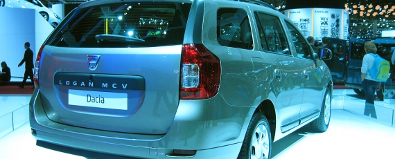 Dacia Logan MCV - spate