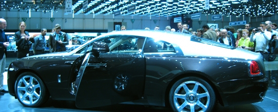 Rolls Royce Wraith - lateral