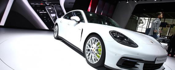 Salonul Auto de la Paris - Porsche Panamera 4 E-Hybrid