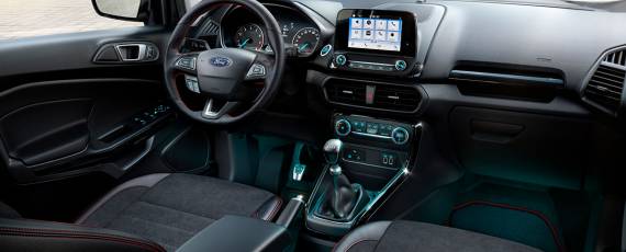 Ford EcoSport 2018 (08)