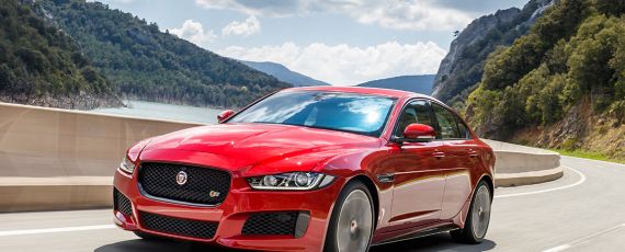 Jaguar XE S 2018 (01)