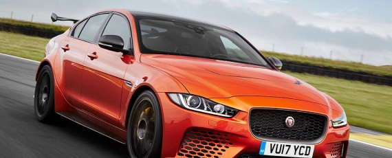 Jaguar XE SV Project 8 (01)