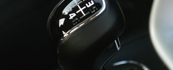 Kia Cee'd 1.6 GDI City - schimbătorul îmbrăcat în piele