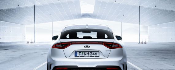 Noua Kia Stinger (15)