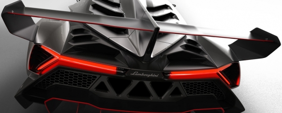 Lamborghini Veneno - spate