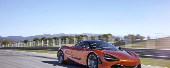 Noul McLaren 720S (01)