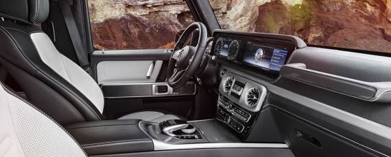 Mercedes-Benz G-Class 2018 - interior (01)