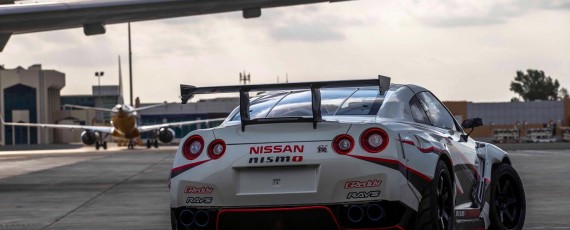 Nissan GT-R - record mondial la drift (04)