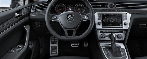 Noul VW Passat Alltrack 2015 - interior (03)