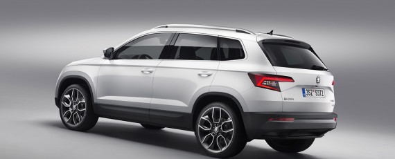 SKODA KAROQ 2017 (03)