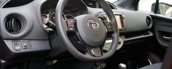 Test Drive Toyota Yaris Bi-Tone Edition (18)