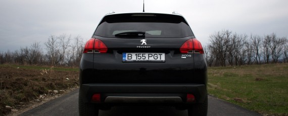Test Peugeot 2008 1.6 e-HDi (04)