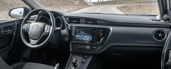 Test Toyota Auris Hybrid facelift (14)