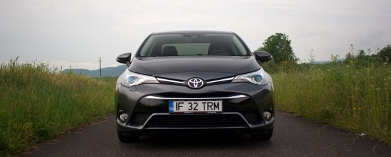 Test Toyota Avensis 2.0 D-4D Luxury (02)