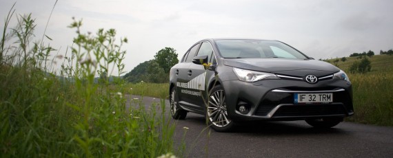 Test Toyota Avensis 2.0 D-4D Luxury (04)