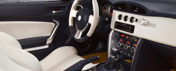 Toyota FT-86 Open Concept - locurile faţă