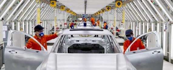 Volvo - fabrici China (06)