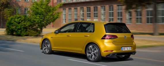 Golf 7 facelift R-Line (01)