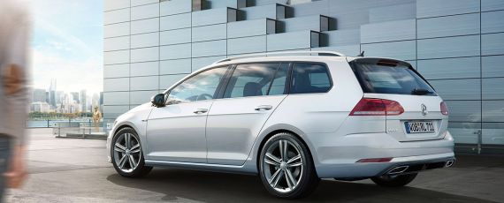 Golf 7 Variant facelift R-Line (02)