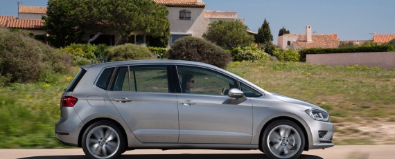 Noul Golf Sportsvan 01